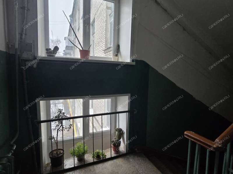 трёхкомнатная квартира на улице Ярошенко дом 1