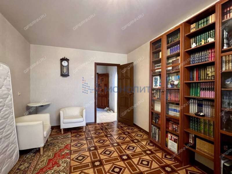 трёхкомнатная квартира на улице Богдановича дом 7