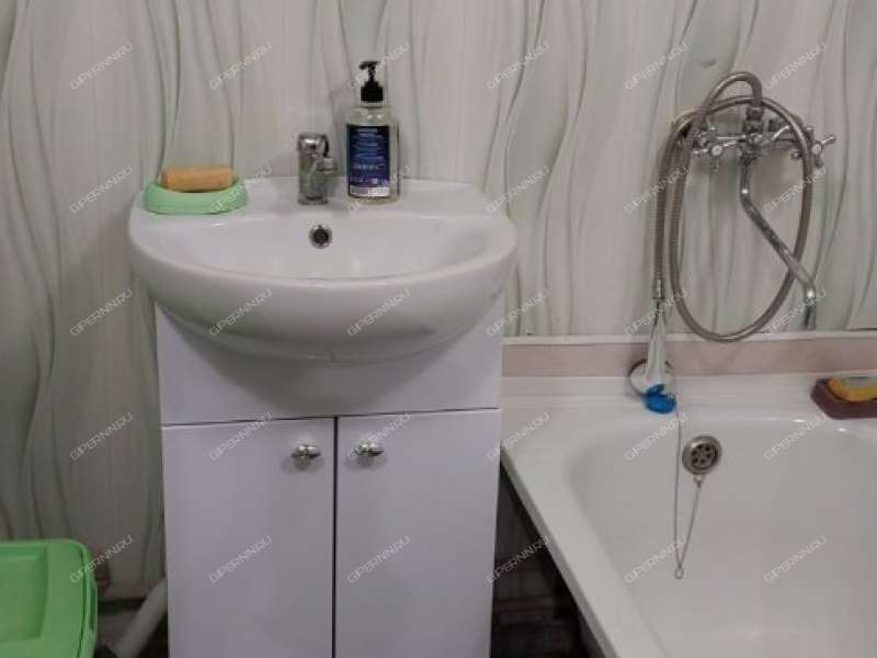 двухкомнатная квартира на улице Адмирала Макарова дом 6