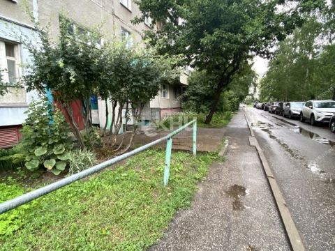 4-komnatnaya-ul-krasnodoncev-d-21-k1 фото