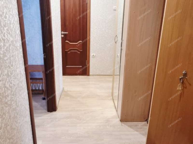 трёхкомнатная квартира в посёлке Санаторий Зелёный город дом 14