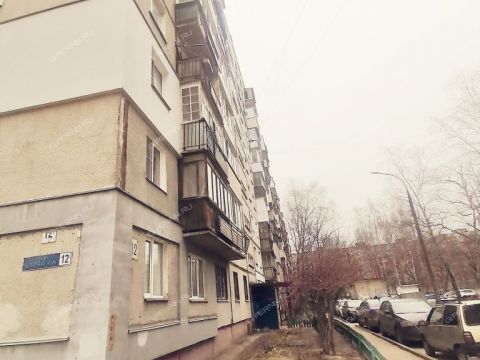 2-komnatnaya-ul-strokina-d-12 фото