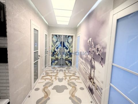 3-komnatnaya-ul-rodionova-d-192-k5 фото