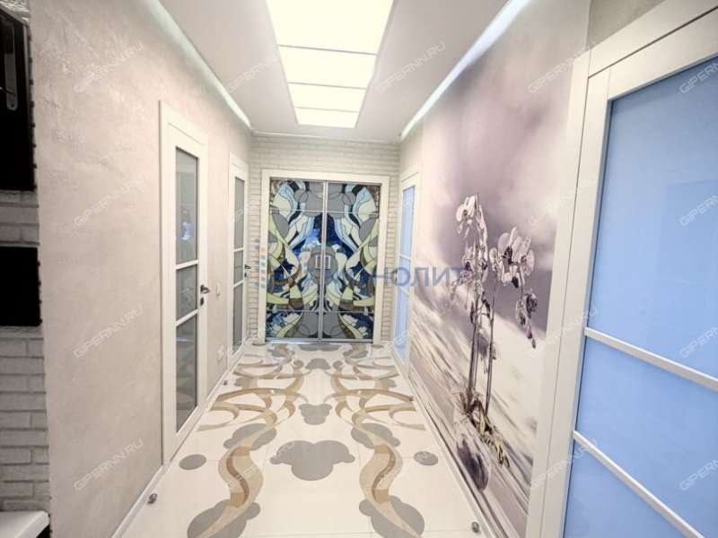 трёхкомнатная квартира на улице Родионова дом 192 к5