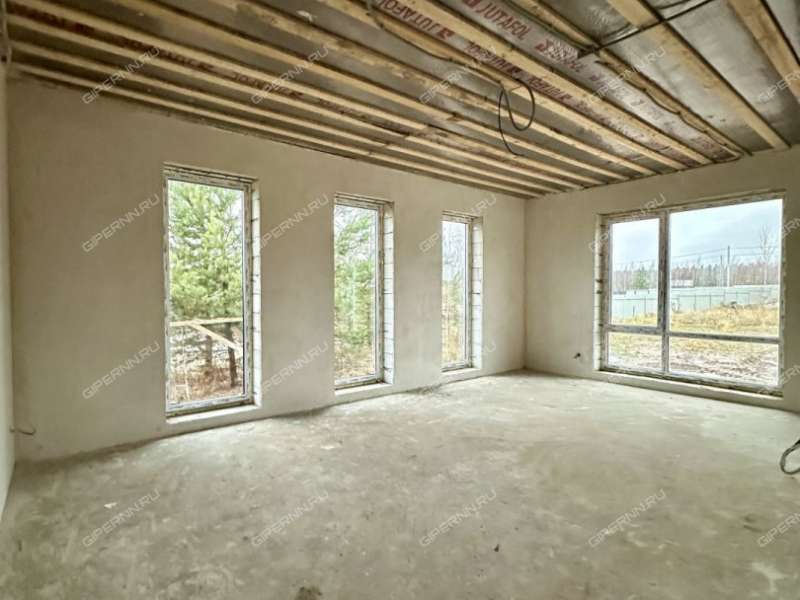 дом на Овражная ул. деревня Майдан