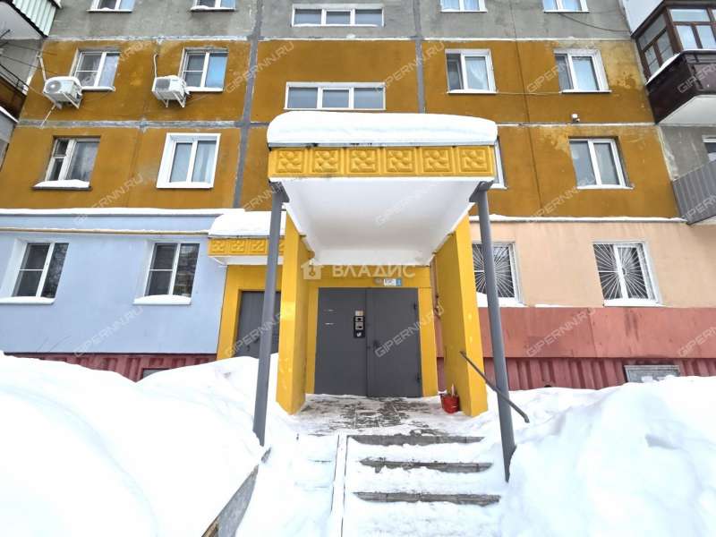 двухкомнатная квартира на улице Германа Лопатина дом 2 к1