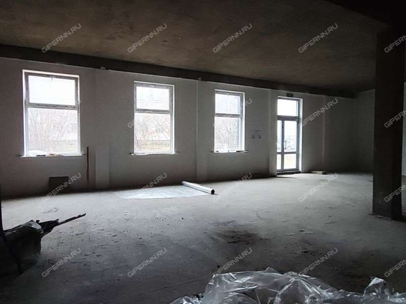 здание под торговую площадь, недвижимость под медицинские учреждения на улице Ефремова