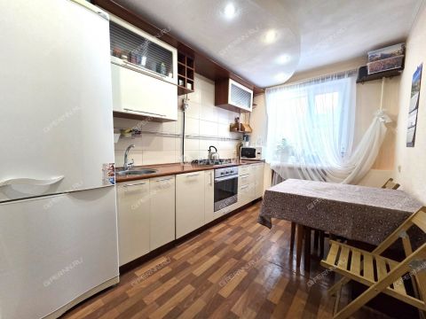 3-komnatnaya-ul-poltavskaya-d-35 фото