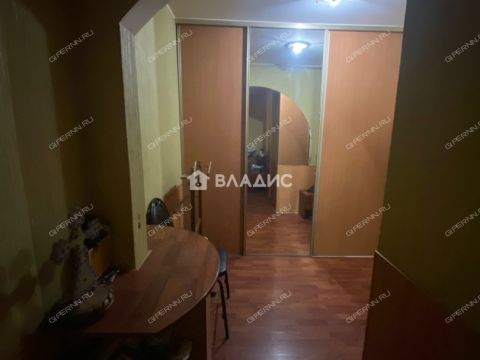 3-komnatnaya-ul-sergeya-akimova-d-14 фото