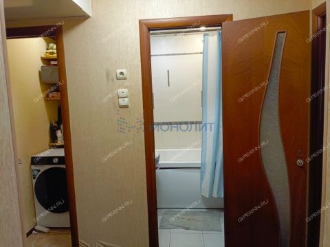 3-komnatnaya-novosmolinskiy-sp-volodarskiy-rayon фото