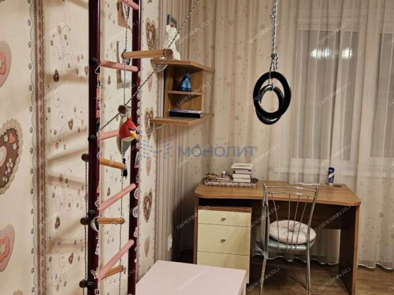 трёхкомнатная квартира на Космической улице дом 54