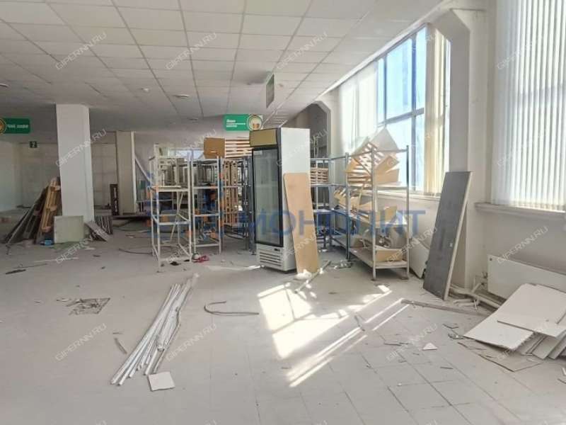 помещение под офис, торговую площадь на Путейской улице