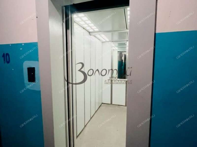 трёхкомнатная квартира на улице Героя Шнитникова дом 2