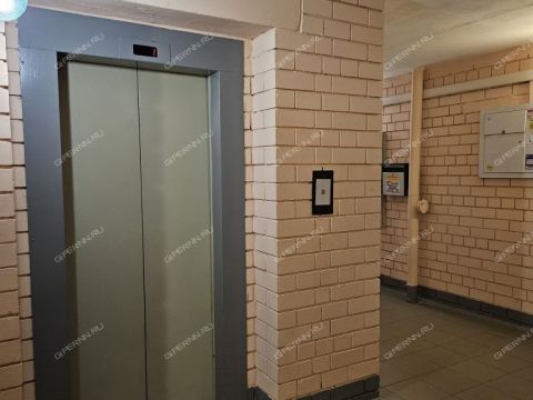 1-komnatnaya-ul-oktyabrskoy-revolyucii-d-45a фото