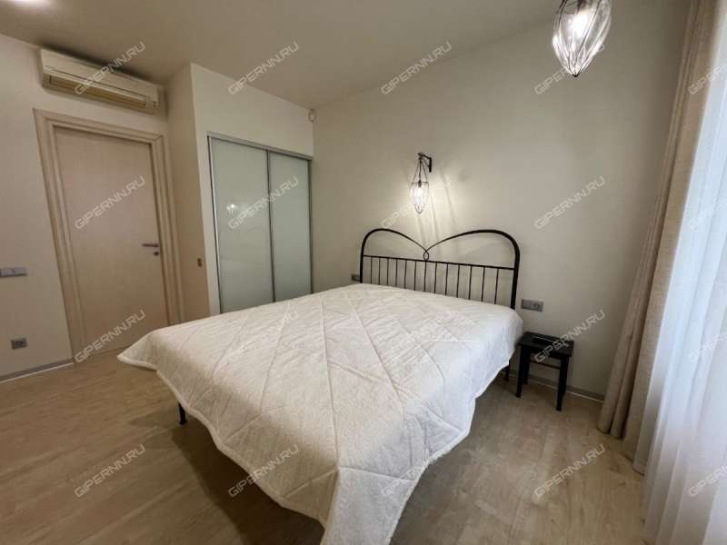 трёхкомнатная квартира на Большой Покровской улице дом 35а