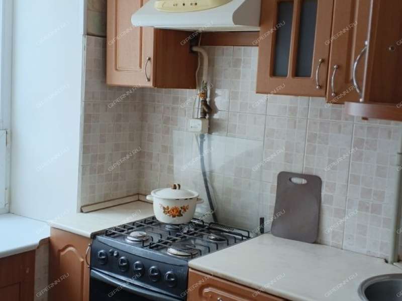 двухкомнатная квартира в 2-м микрорайоне дом 27 город Кстово