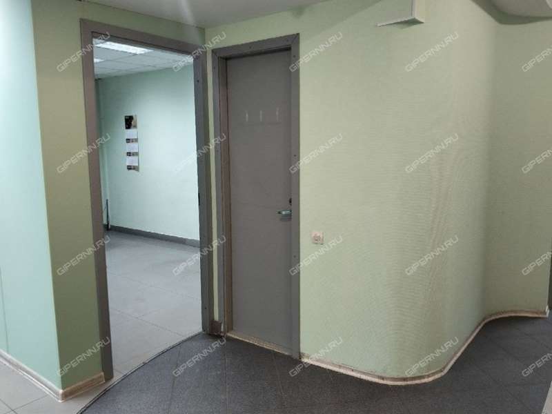 помещение под торговую площадь на Максима Горького ул., д.52