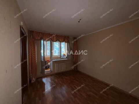 3-komnatnaya-ul-melnikova-d-30 фото