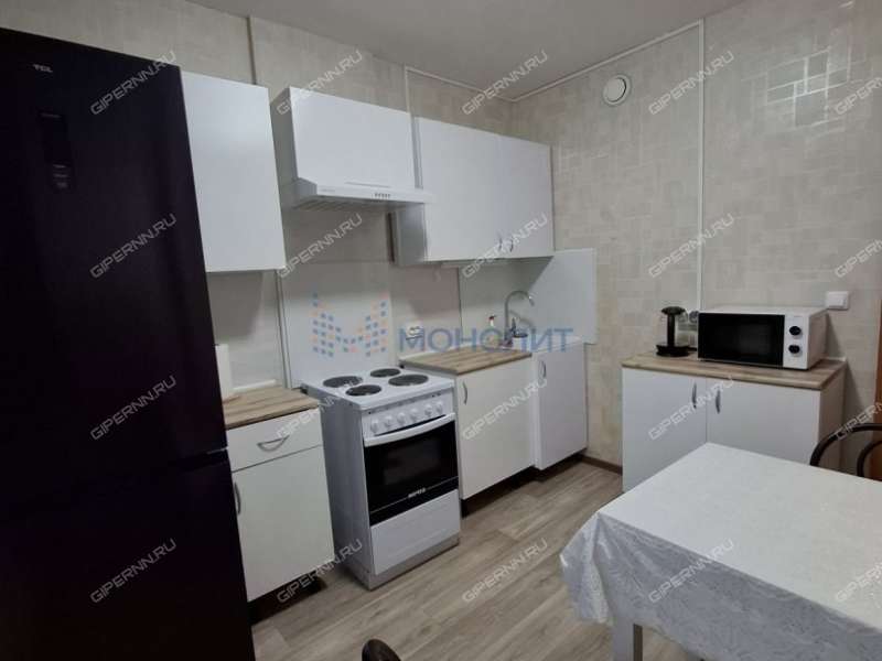 трёхкомнатная квартира на Московском шоссе дом 25А