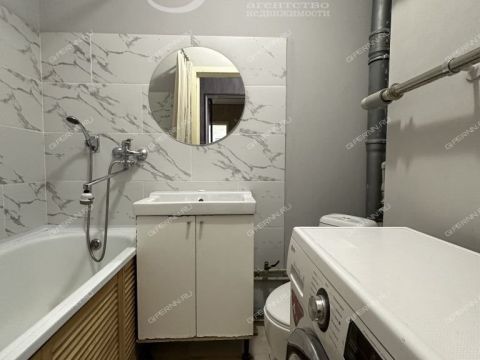 2-komnatnaya-ul-burnakovskaya-d-51 фото