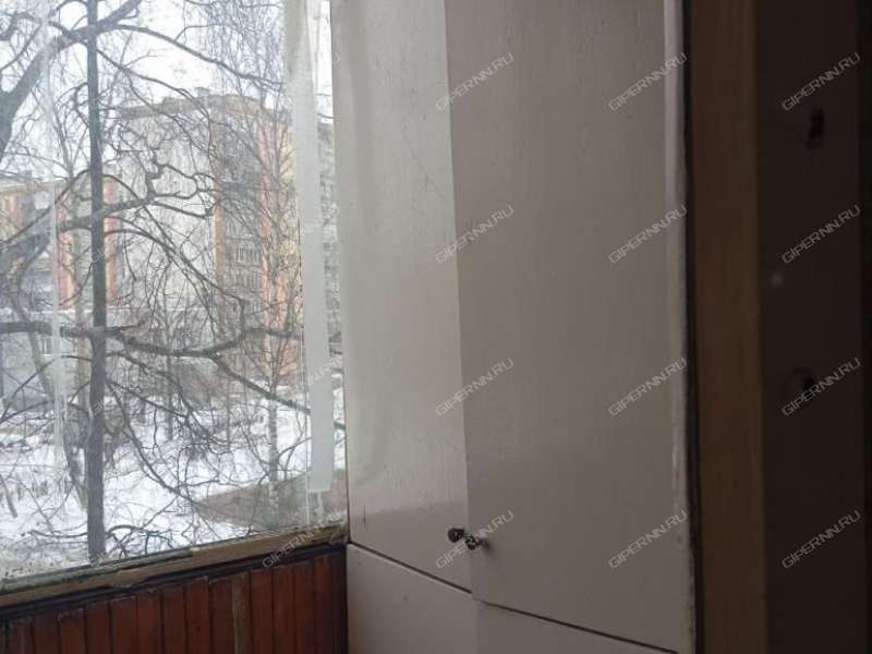 трёхкомнатная квартира на улице Политбойцов дом 20