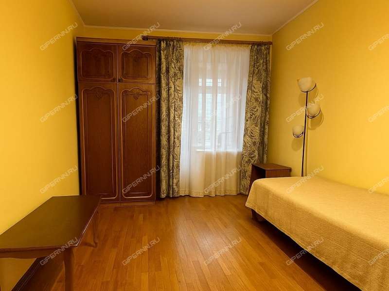 трёхкомнатная квартира в Плотничном переулке дом 17