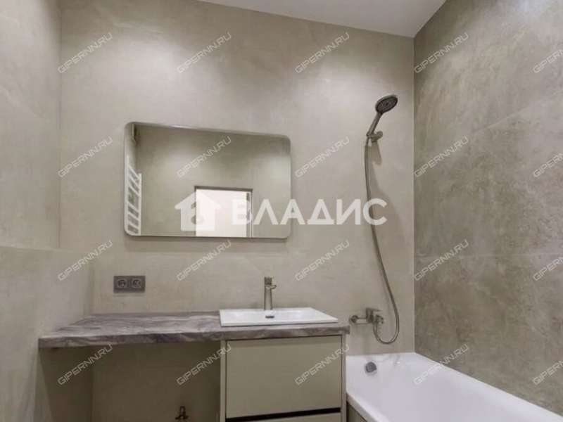 трёхкомнатная квартира на Вязниковской улице дом 41