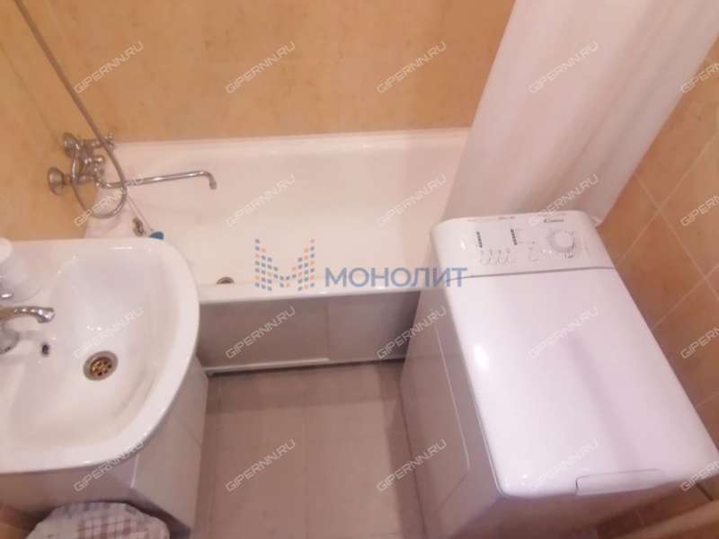 двухкомнатная квартира на улице Сергея Есенина дом 31