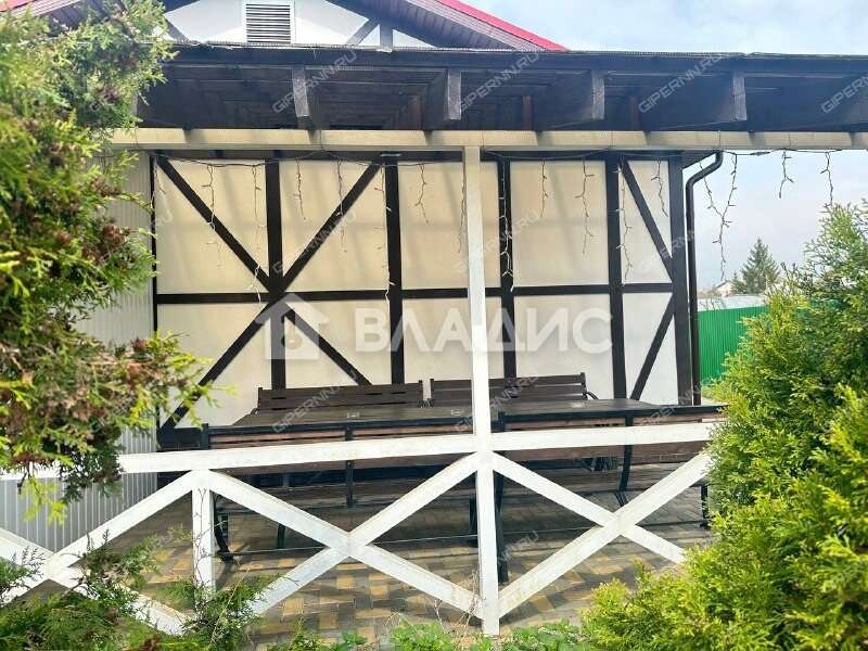 дом на Школьной улице