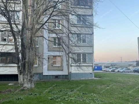 1-komnatnaya-ul-yuliusa-fuchika-d-10-k4 фото