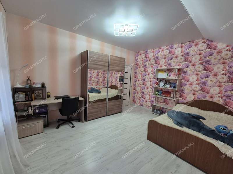 дом на Зеленая ул. деревня Подвалиха