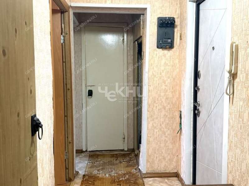 трёхкомнатная квартира в 6-м микрорайоне дом 19