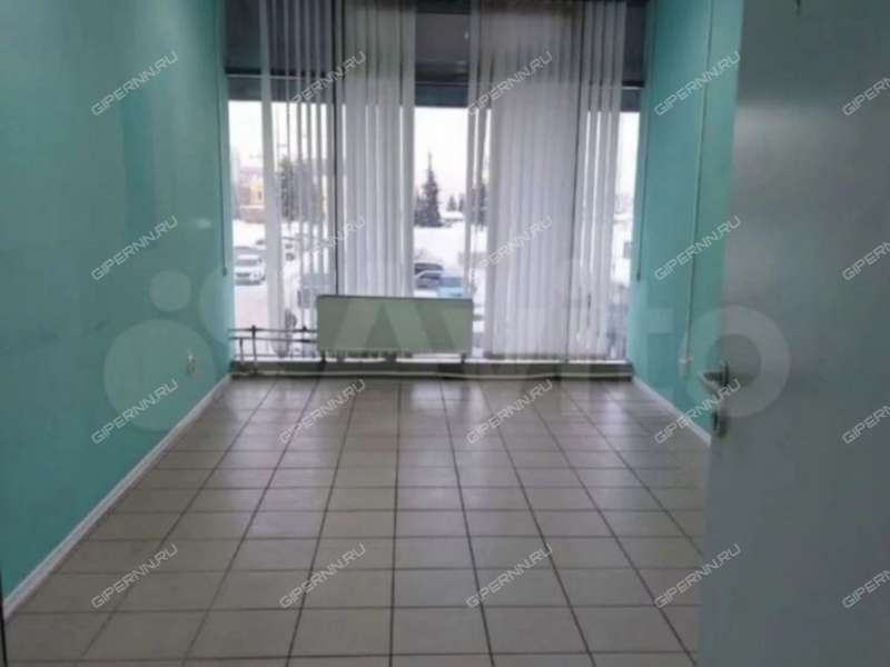 помещение под помещение свободного назначения, недвижимость под салоны красоты на Советской улице