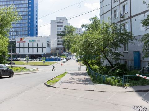 3-komnatnaya-ul-kovalihinskaya-d-72 фото