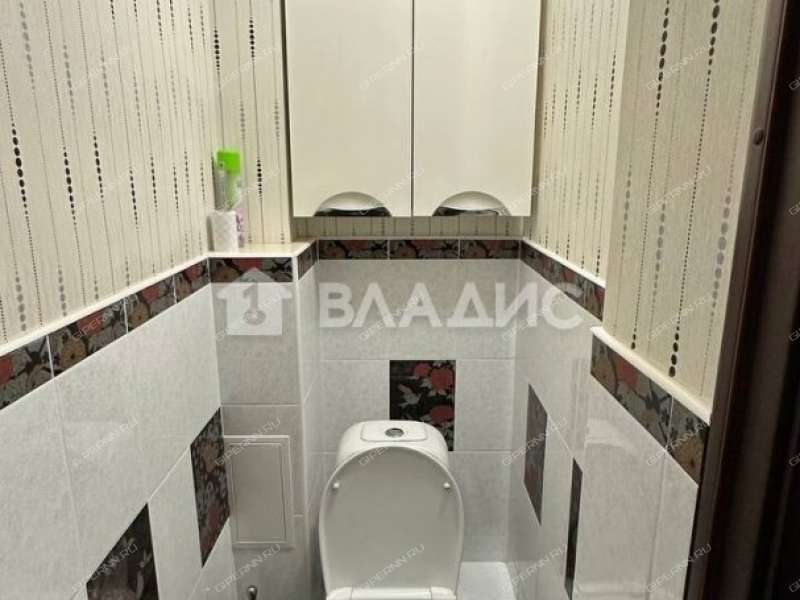 трёхкомнатная квартира на улице Старых Производственников дом 20