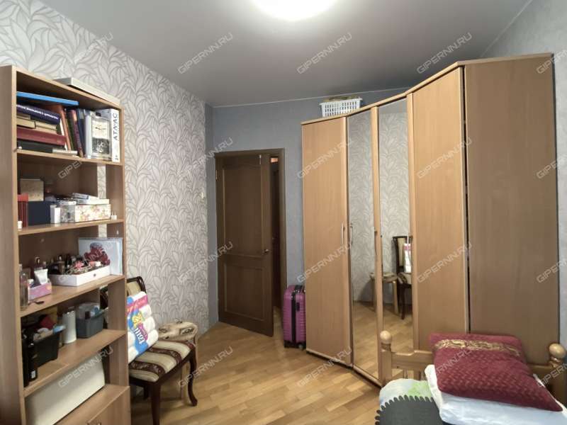 трёхкомнатная квартира на Студенческой улице дом 12