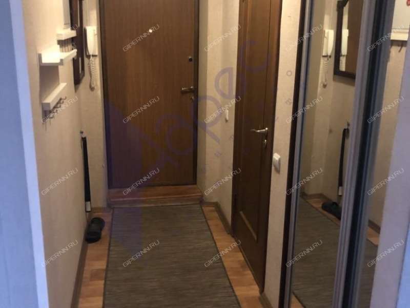 трёхкомнатная квартира на Ошарской улице дом 53