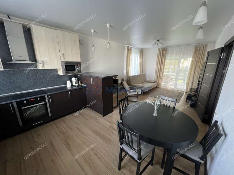 дом на улице Саврасова село Каменки