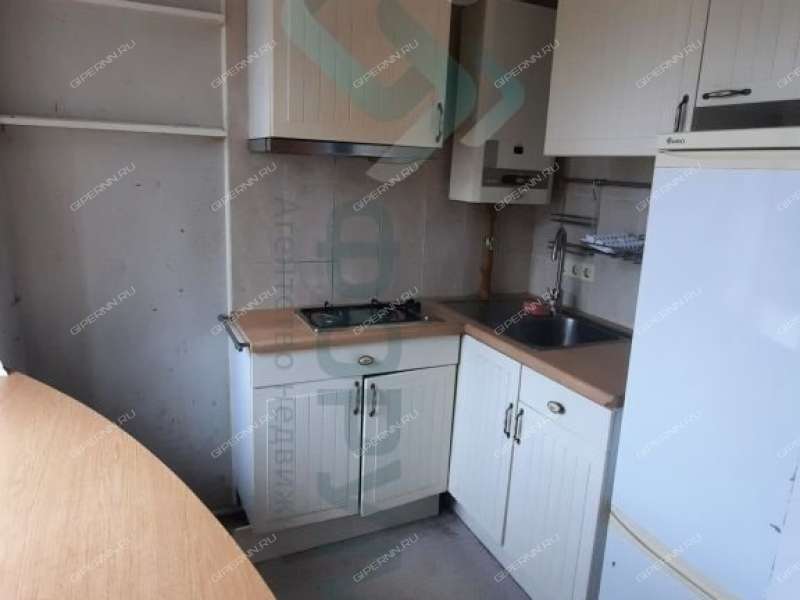 однокомнатная квартира на улице Сурикова дом 10