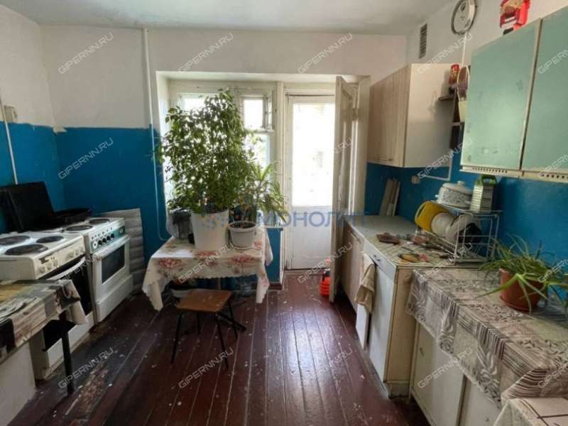 комната в доме 108 на Берёзовской улице