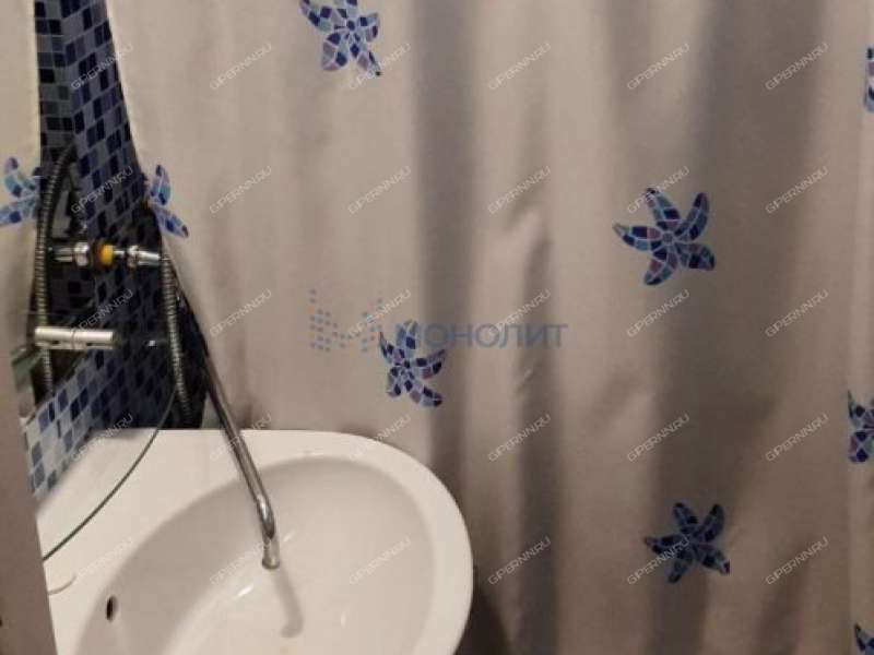 трёхкомнатная квартира на Подворной улице дом 1