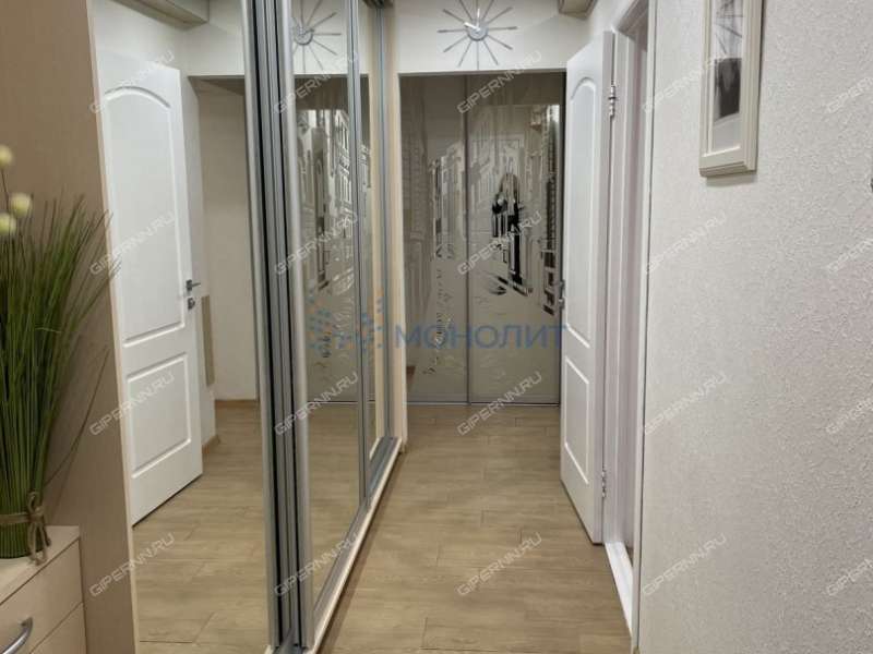 двухкомнатная квартира в 6-м микрорайоне дом 9