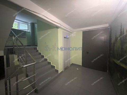 1-komnatnaya-ul-verhnepecherskaya-d-3 фото