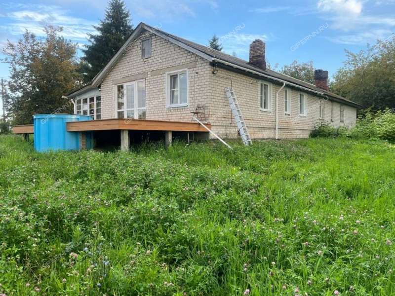 дом на Молодёжной улице село Вершилово