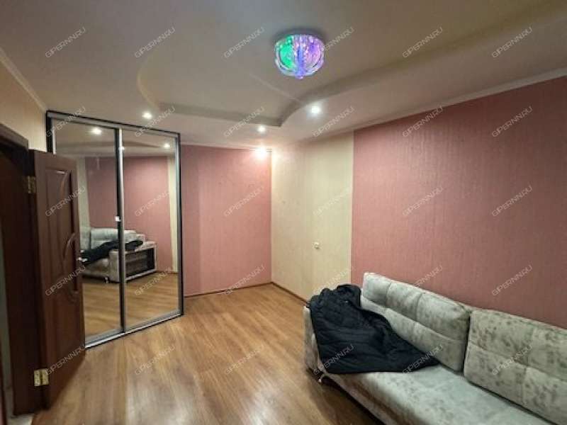 однокомнатная квартира на проспекте Бусыгина дом 19