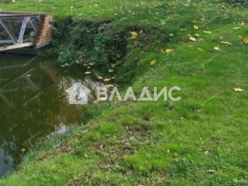 дом на 64 деревня Ройка