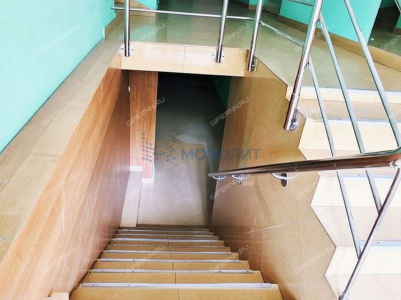 помещение под офис, недвижимость под общепит на улице Бекетова