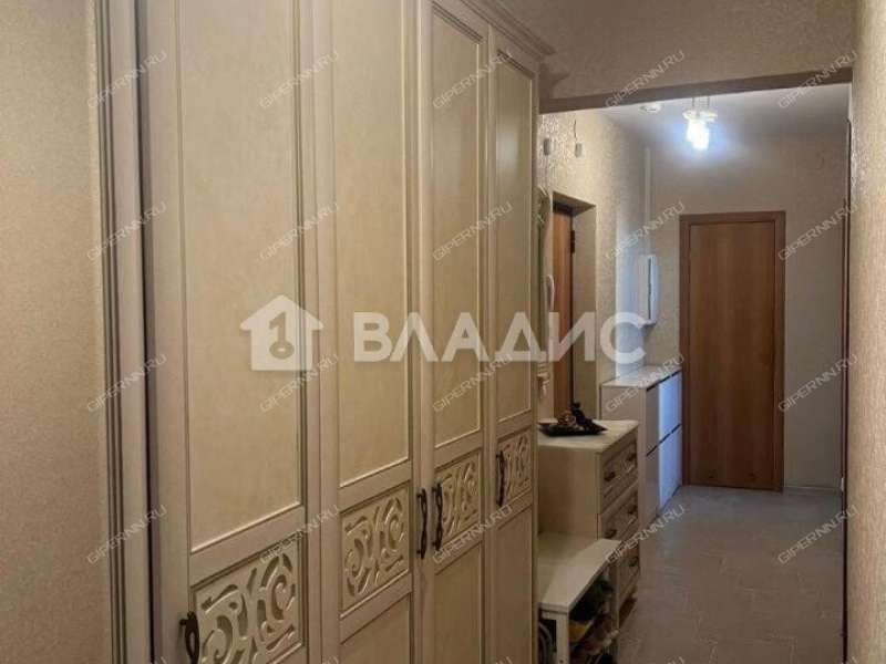 трёхкомнатная квартира на Южном бульваре дом 19