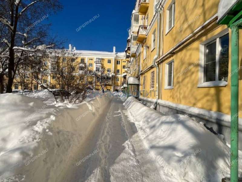 двухкомнатная квартира в переулке Жуковского дом 5 город Дзержинск