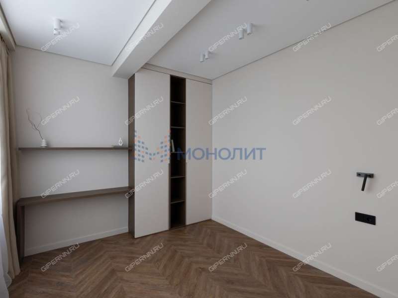 четырёхкомнатная квартира на Лысогорской улице дом 89 к3